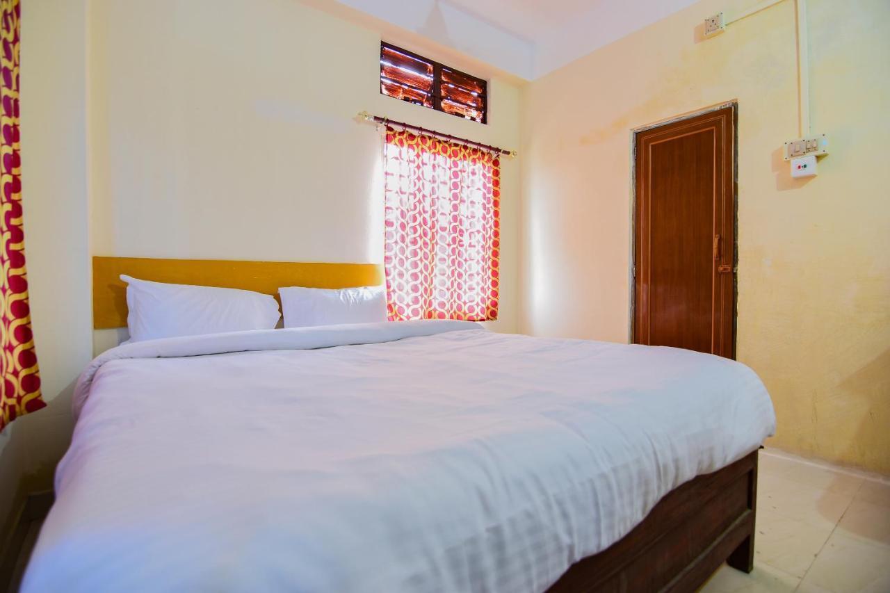 Dispur Spot On 30735 Dreamland Guest House מראה חיצוני תמונה
